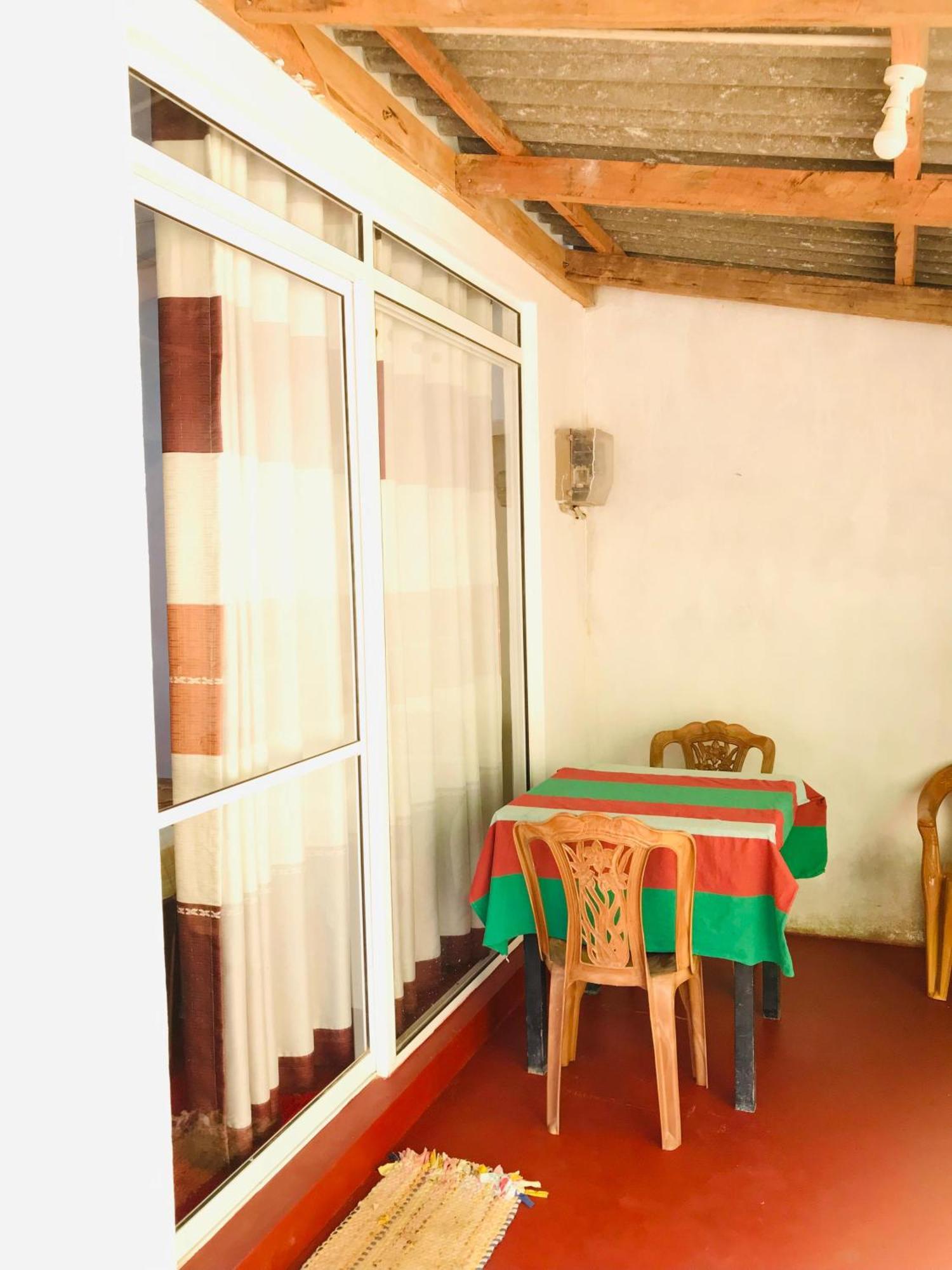 Ella Jungle Inn Homestay And Tree House Exterior photo