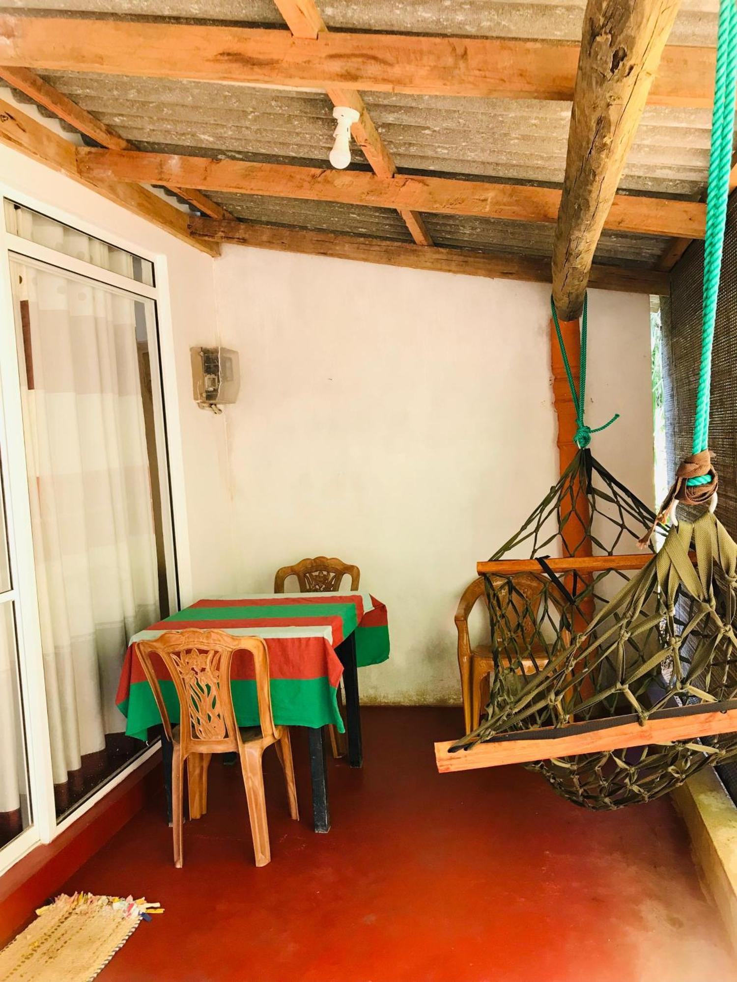 Ella Jungle Inn Homestay And Tree House Exterior photo